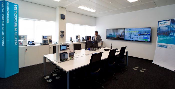 I-Experience Center